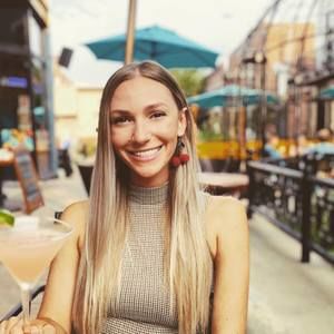 Meet your Posher, Dani